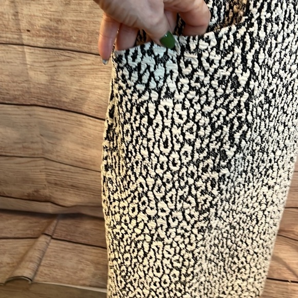 J. McLaughlin Catalyst Dress Pockets Abstract Print 3/4 Sleeves Size Medium - Picture 6 of 11